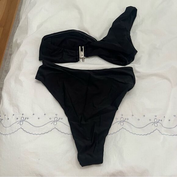 Superdown One Shoulder Black Bikini Set - Picture 4 of 4